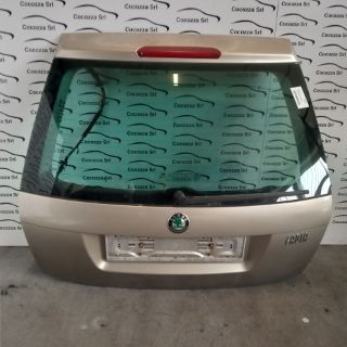 Visualizza i dettagli per Cofano posteriore Skoda Fabia Immagine di Cofano posteriore Skoda Fabia