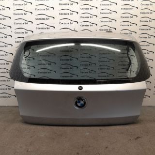 Visualizza i dettagli per Cofano posteriore BMW Serie 1 (E87) Immagine di Cofano posteriore BMW Serie 1 (E87)