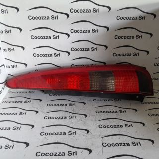 Visualizza i dettagli per Fanale posteriore destro FORD FUSION  Immagine di Fanale posteriore destro FORD FUSION