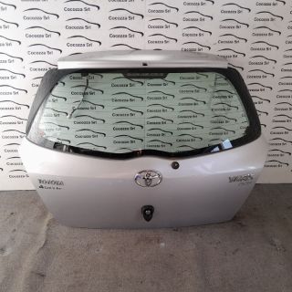 Visualizza i dettagli per Cofano posteriore TOYOTA YARIS  Immagine di Cofano posteriore TOYOTA YARIS