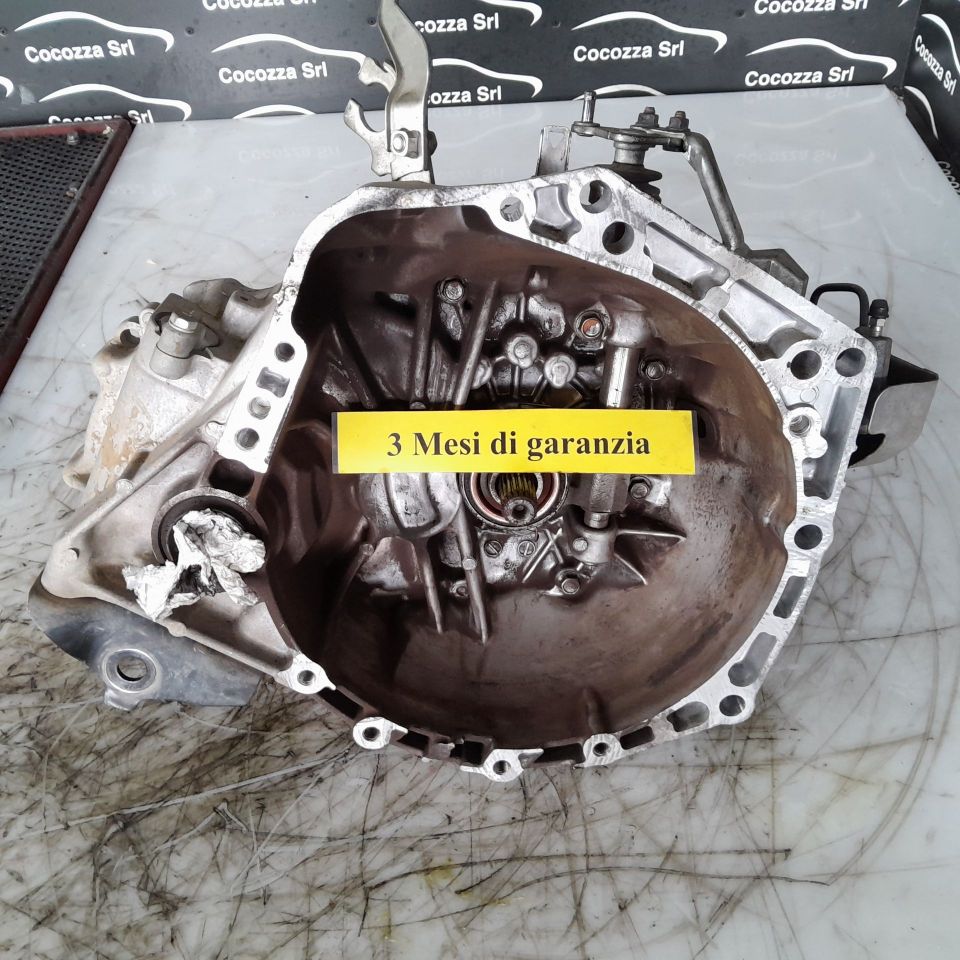 Immagine di Cambio meccanico TOYOTA YARIS 1.0 12V Benzina 