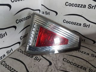 Visualizza i dettagli per Fanale Posteriore Sinistro Interno Subaru Impreza Immagine di Fanale Posteriore Sinistro Interno Subaru Impreza