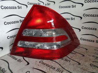 Visualizza i dettagli per FANALE POSTERIORE DESTRO MERCEDES-BENZ Classe C  Immagine di FANALE POSTERIORE DESTRO MERCEDES-BENZ Classe C