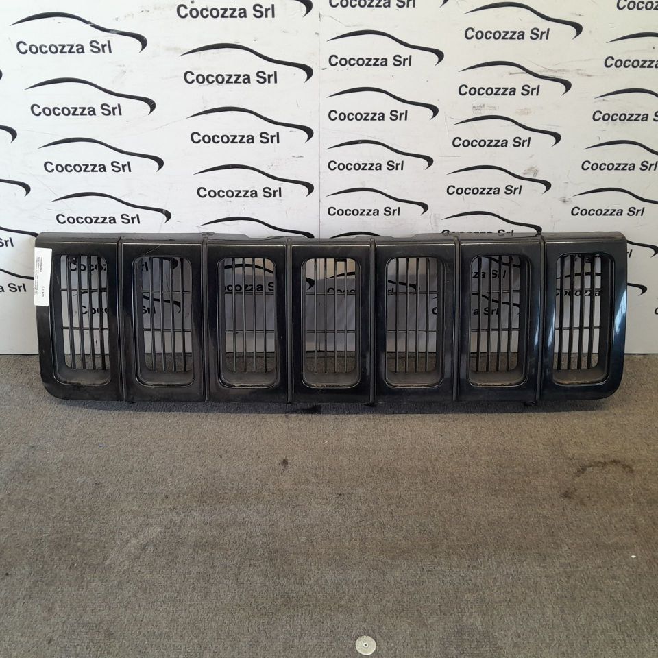 Immagine di MASCHERINA ANTERIORE JEEP CHEROKEE
