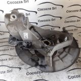 Immagine di MOZZO ANTERIORE SINISTRO MERCEDES-BENZ Classe A (W177) - 1773321700