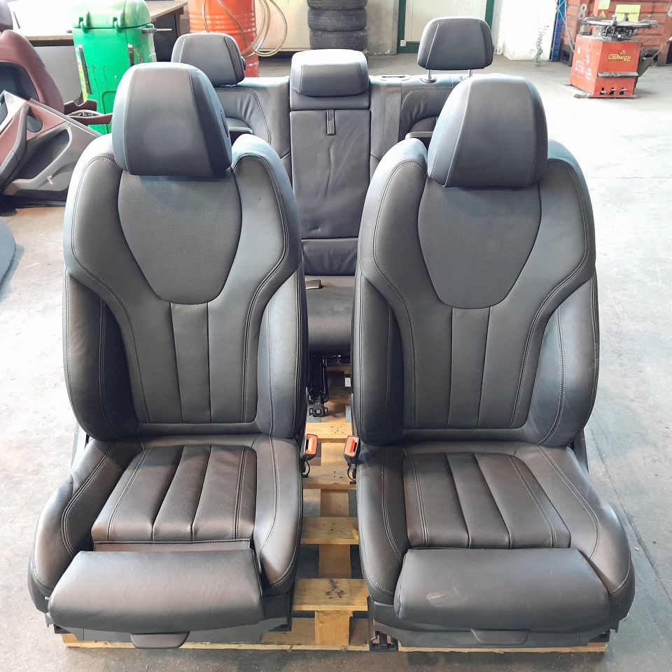 Immagine di SEDILI COMPLETI + PANNELLI PORTA  BMW X7 (G07) 40d