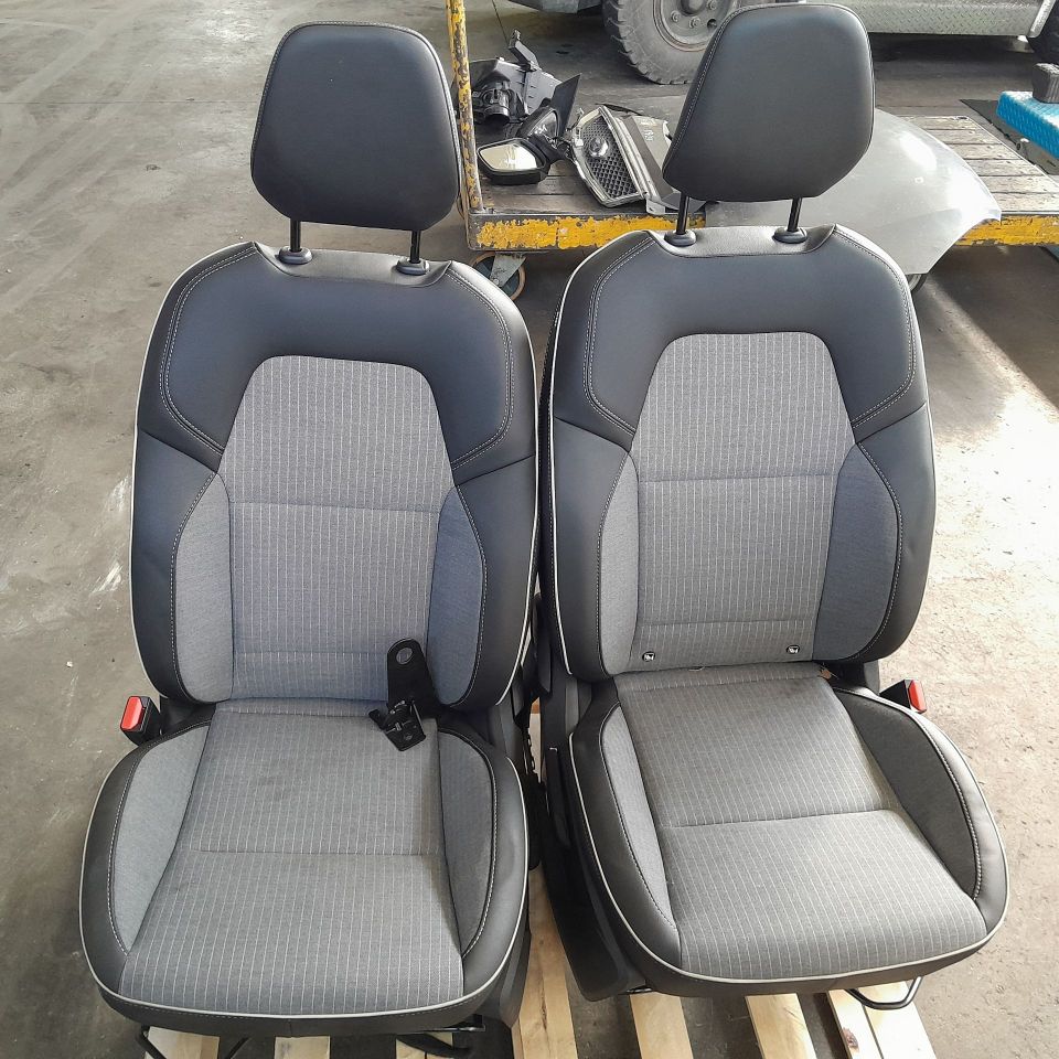 Immagine di SEDILI COMPLETI RENAULT CLIO 5A SERIE