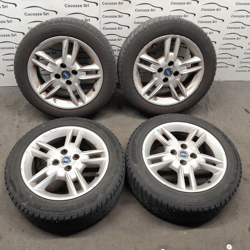 Immagine di CERCHI IN LEGA FIAT PUNTO DA 15''