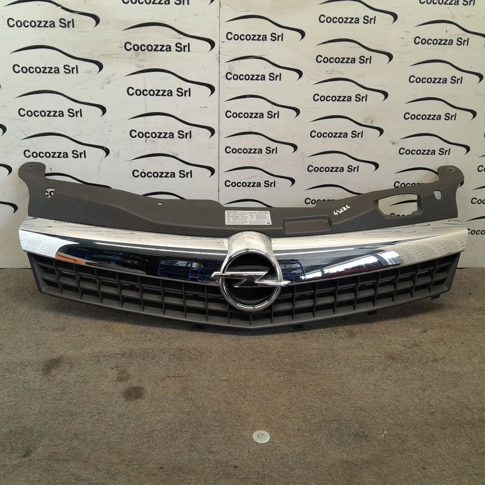 Immagine di MASCHERINA ANTERIORE OPEL ASTRA  GTC