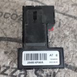 Immagine di Interruttore chiamata Emergenza Nissan Juke (F16E)