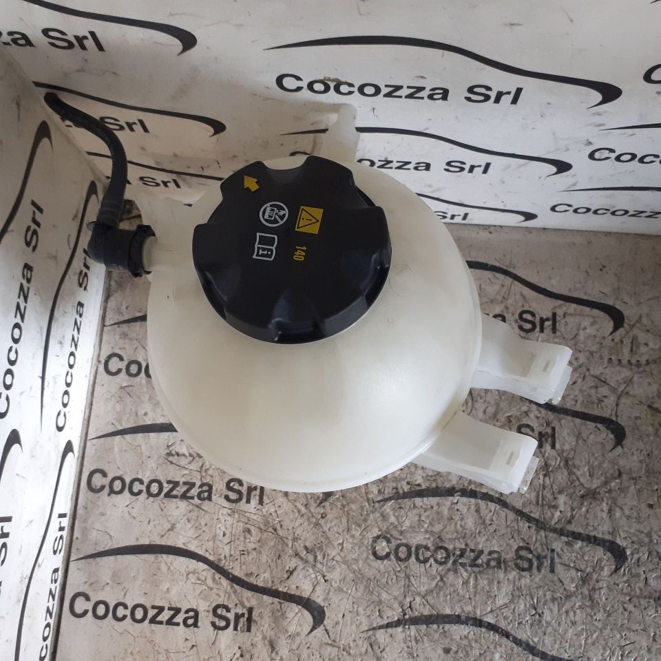 Immagine di VASO ESPANSIONE BMW X4 (G02) - 8490650