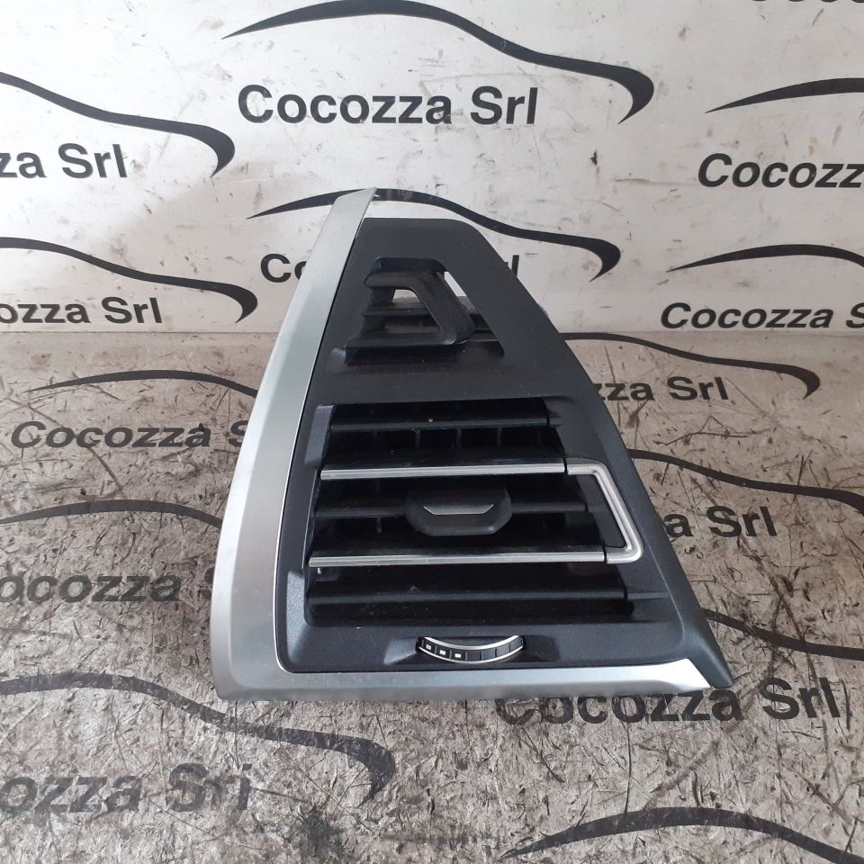 Immagine di Bocchetta aria cruscotto Bmw X4 (G02) - 64225A3BB10