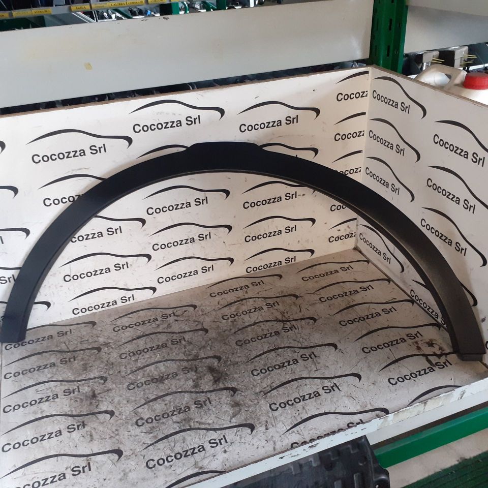 Immagine di Modanatura parafango anteriore sinistro Land Rover RANGE ROVER EVOQUE - BJ3216A075AC