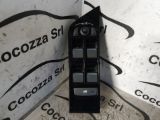 Immagine di PULSANTIERA  ANTERIORE SINISTRA ALZACRISTALLO RANGE ROVER EVOQUE  GJ3214540AB