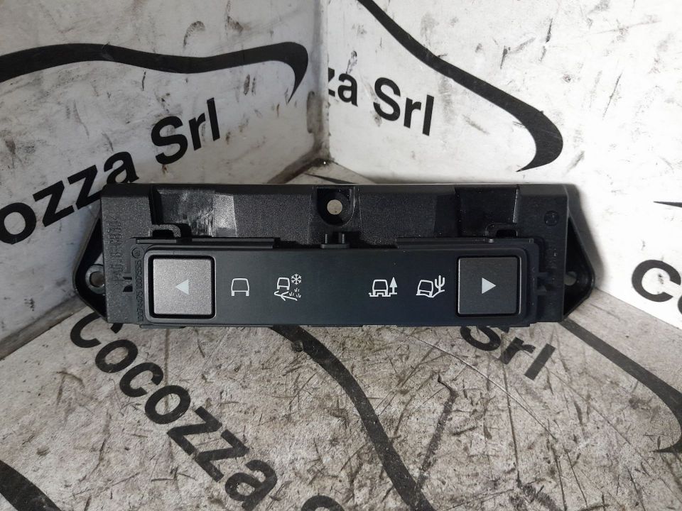 Immagine di INTERRUTTORE TRAZIONE INTEGRALE RANGE ROVER EVOQUE GJ3214B596