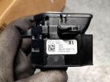 Immagine di TASTO FRENO A MANO RANGE ROVER EVOQUE GJ322B623