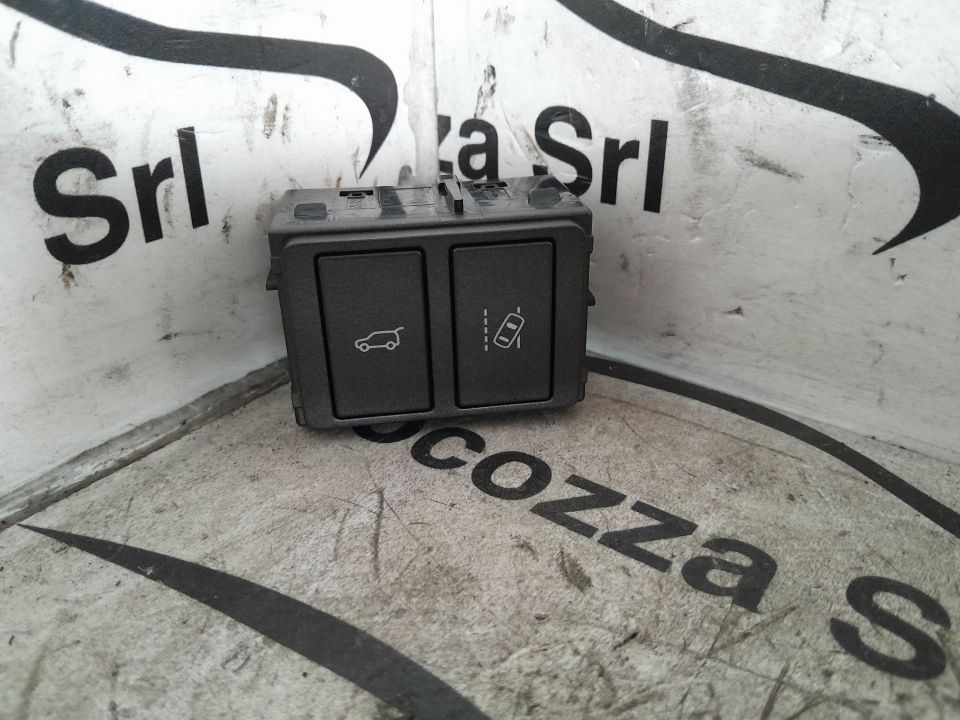 Immagine di INTERRUTTORE APERTURA PORTELLONE RANGE ROVER EVOQUE  1ADSAL538B