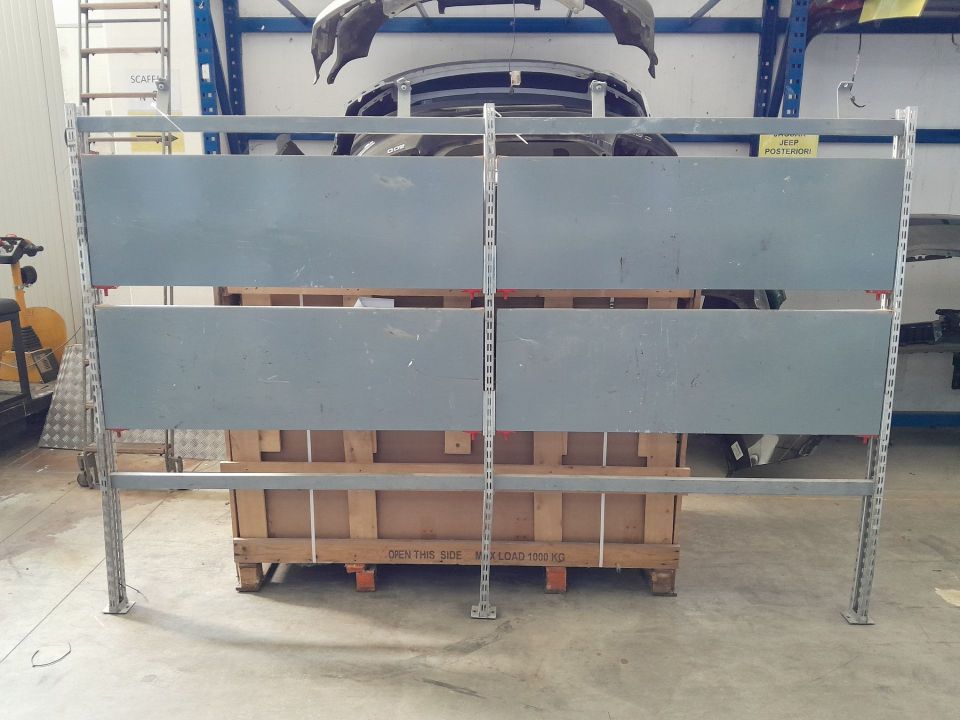 Immagine di SCAFFALATURA PER FURGONI