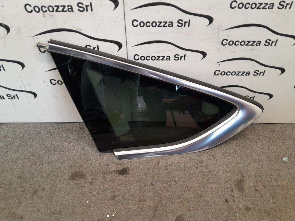 Immagine di VETRO POSTERIORE SINISTRO PARAFANGO AUDI A5/S5 SPORTBACK (F5F)    8W8845297FNVB