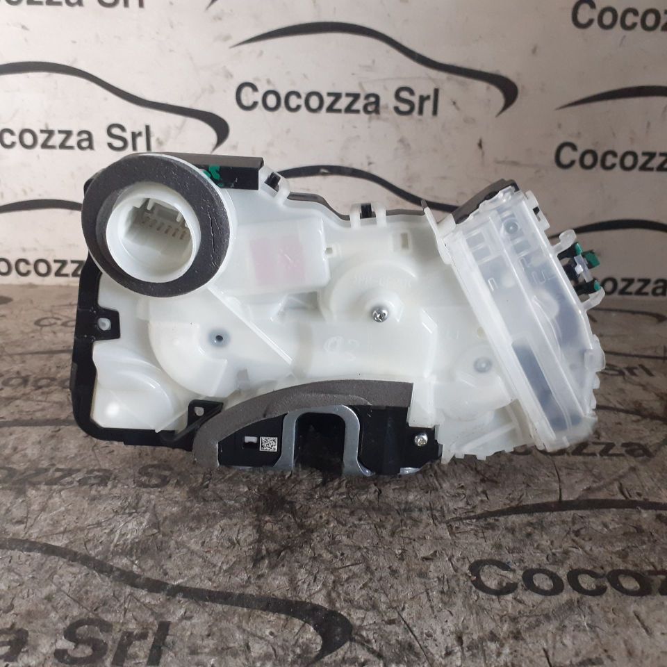 Immagine di Serratura porta anteriore sinistra TOYOTA C-HR (10/23>) 2.0 PHEV - 69040F4140