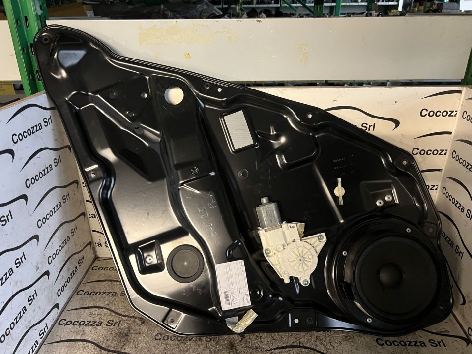 Immagine di ALZACRISTALLO POSTERIORE ELETTRICO DESTRO MERCEDES BENZ CLASSE M (W164)  993679108