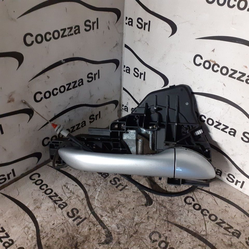 Immagine di MANIGLIA PORTA POSTERIORE DESTRA MERCEDES BENZ CLASSE M (W164)