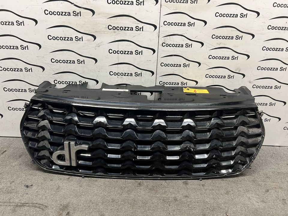 Immagine di MASCHERINA ANTERIORE DR 4.0 602000575AA (LIEVE DANNO COME DA FOTO)