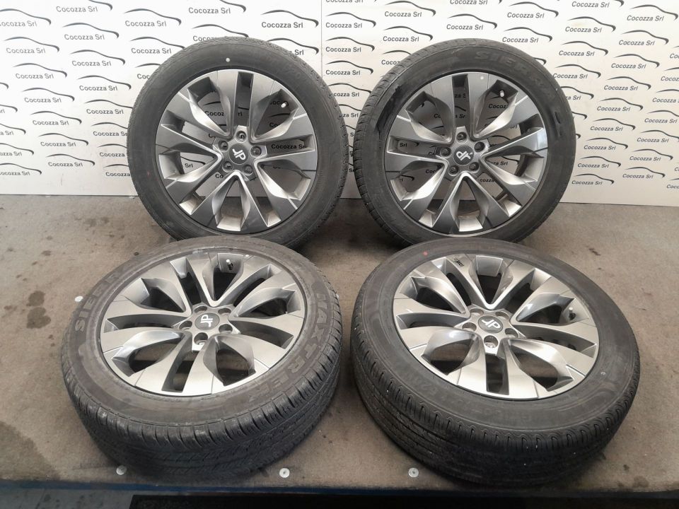 Immagine di CERCHI IN LEGA DR 4.0 DA 18'' 215/55